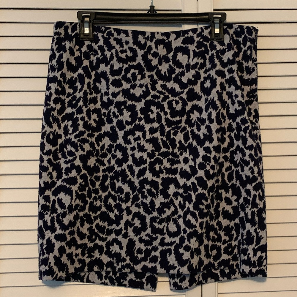 Anne Klein Navy and Gray Leopard Skirt